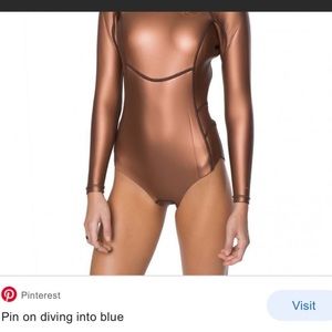 ISO O’Neill x Cynthia Vincent Bara Spring Wetsuit size 4